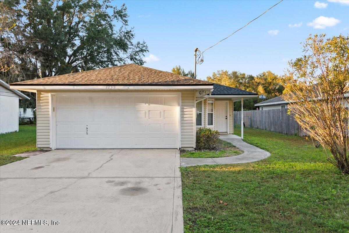 01-1230 Green Cove Springs1