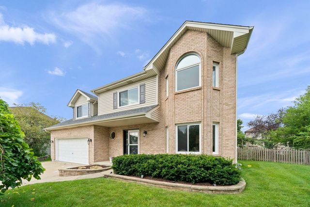 $689,900 | 4856 Snapjack Circle | Naperville