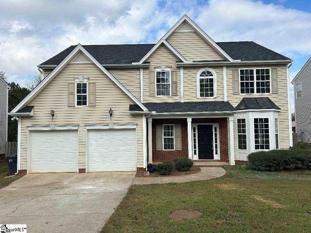 $349,000 | 195 Birkhall Circle