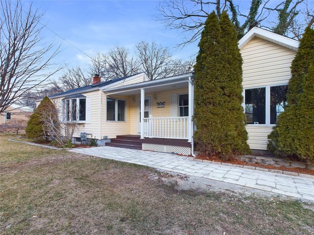 $5,000 | 115 North Clinton Avenue | North Patchogue