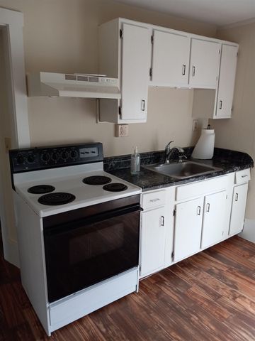 $1,600 | 163 Autumn Street, Unit C | East Rochester