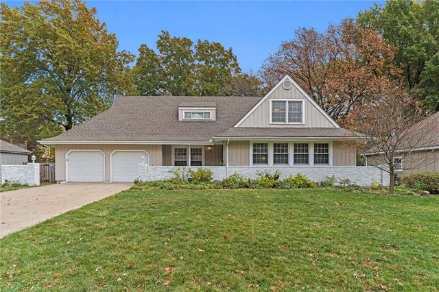 $499,000 | 9315 Woodson Drive | Shawnee Mission