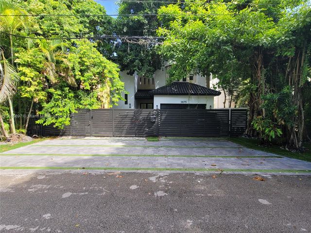 $3,499,000 | 3675 Loquat Avenue | Southwest Coconut Grove