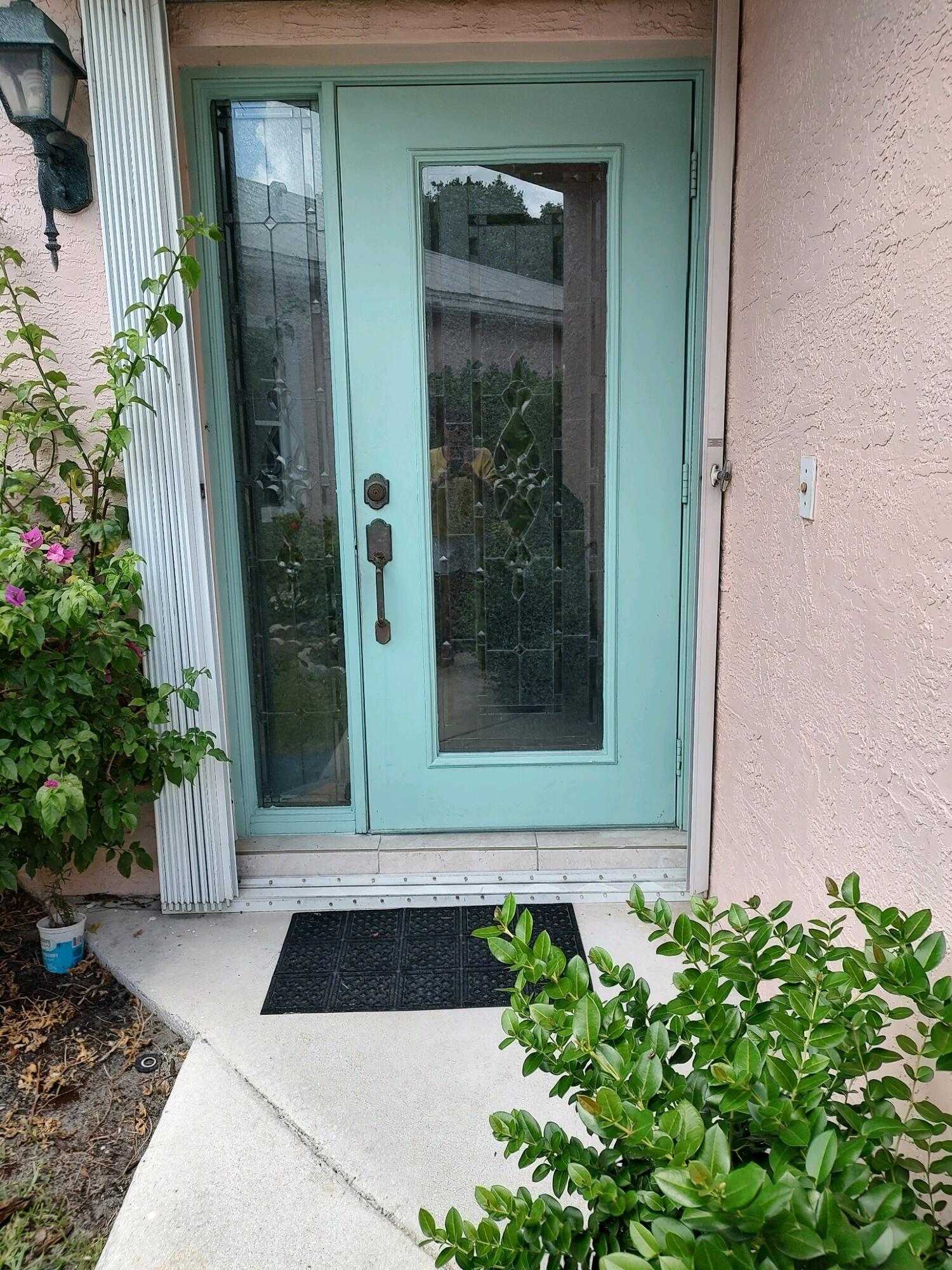 a view of entrance door of the house