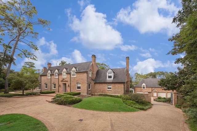 $7,250,000 | 8 Shadder Way | River Oaks