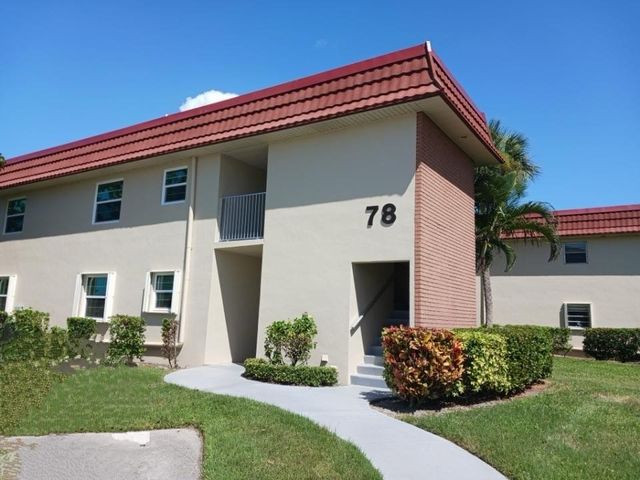 $189,900 | 78 Royal Oak Drive, Unit 107 | Florida Ridge