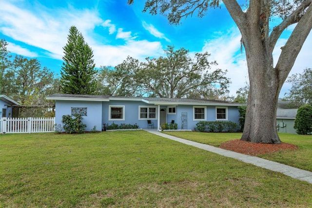 $415,000 | 1420 Anderson Street | Clermont Heights