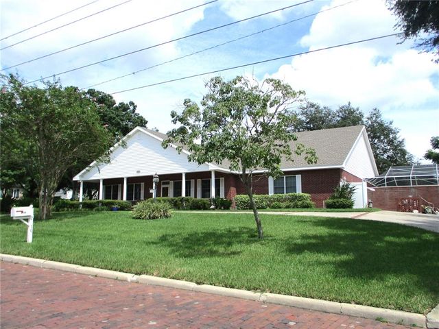 $945,000 | 2410 Nevada Road | Lake Hollingsworth