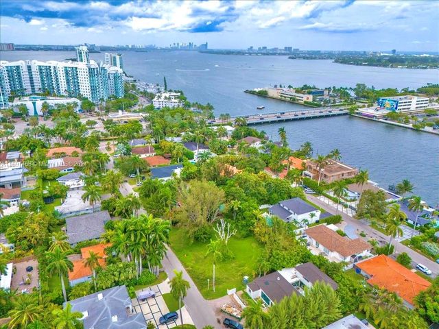 $1,290,000 | 7701 Coquina Drive | North Bay Village