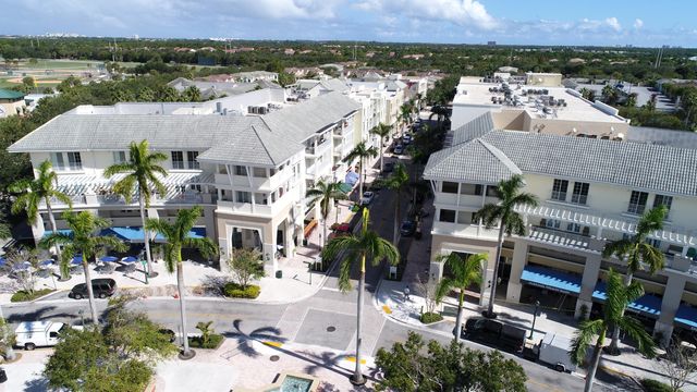 $2,100 | 1209 Main Street, Unit 211 | Abacoa