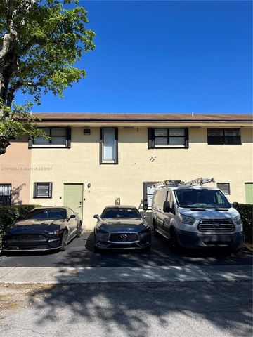 $3,400 | 13881 Northeast 2nd Court, Unit B3 | Central North Miami