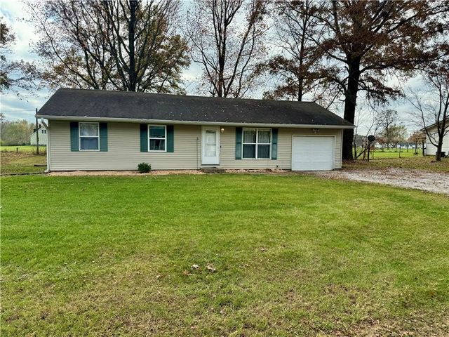 $134,900 | 10075 East Heritage Drive | Summit Township - Effingham County