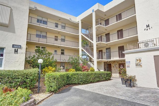 $155,000 | 2871 Somerset Drive, Unit 209 | Lauderdale Lakes East Gate