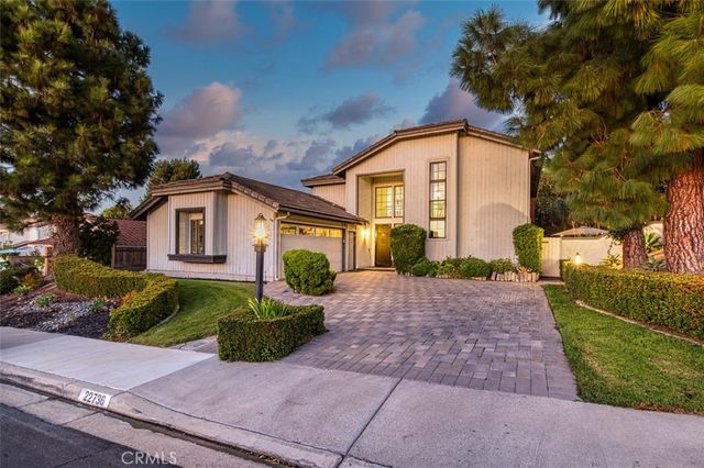 $1,999,000 | 22736 Barlovento | North Mission Viejo