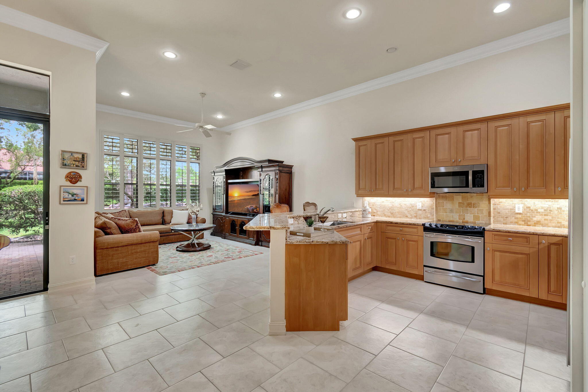 Large Open Kitchen