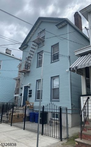 $2,200 | 116 Brunswick Street | South Broad Street