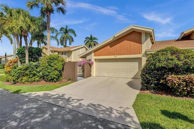 $655,000 | 7583 Sierra Terrace East | Boca del Mar