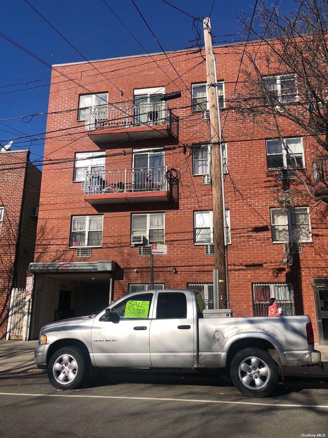 a car parked in front of a building