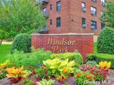 $265,000 | 75-08 Bell Boulevard, Unit 4O | Oakland Gardens