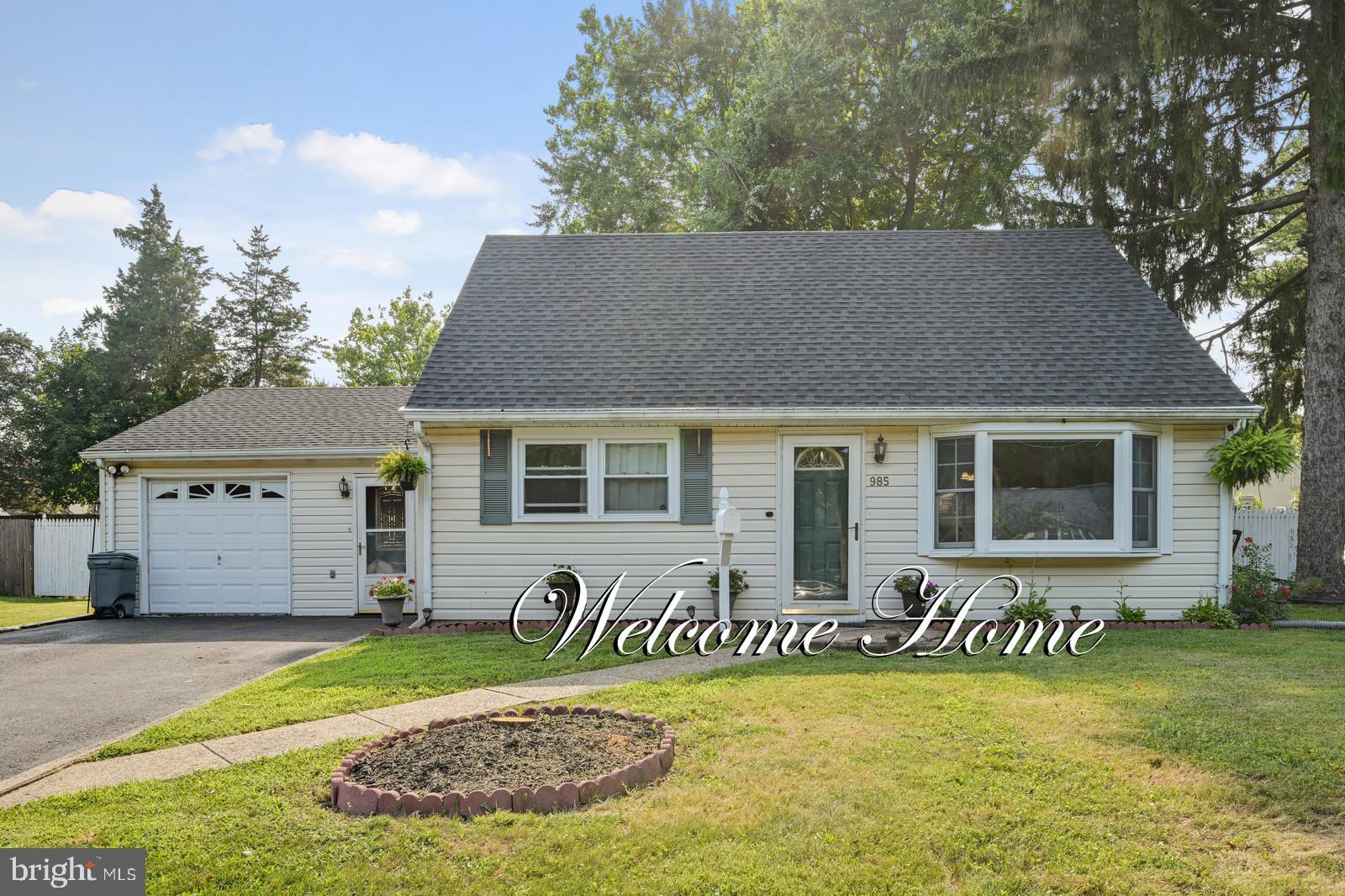 a front view of house with yard