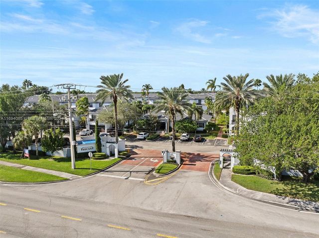 $338,000 | 761 Southwest 148th Avenue, Unit 910 | New River Estates