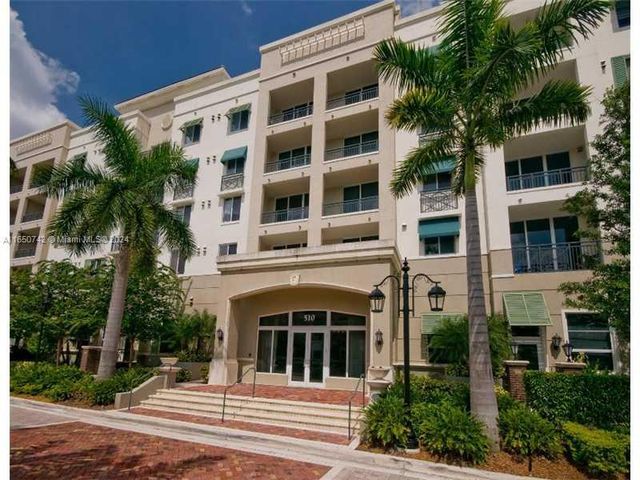 $460,000 | 510 Northwest 84th Avenue, Unit 324 | Midtown Plantation