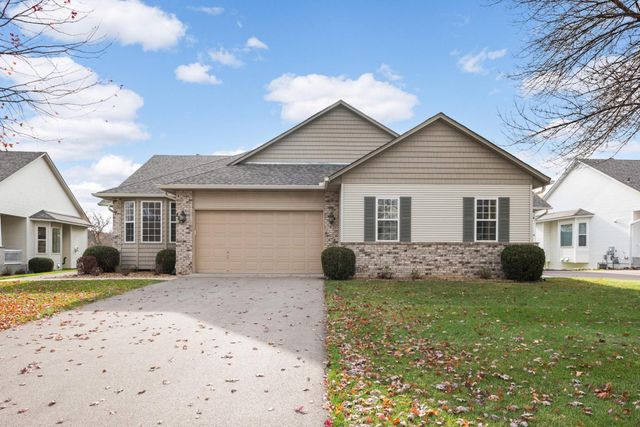 $525,000 | 822 Woodduck Drive | Woodbury