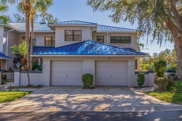 $670,000 | 1688 Watermark Circle Northeast | St. Petersburg