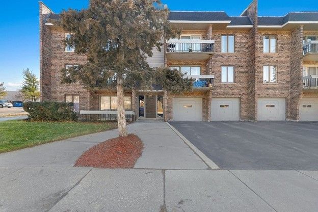 $149,200 | 4315 Lindenwood Drive, Unit 1E | Matteson