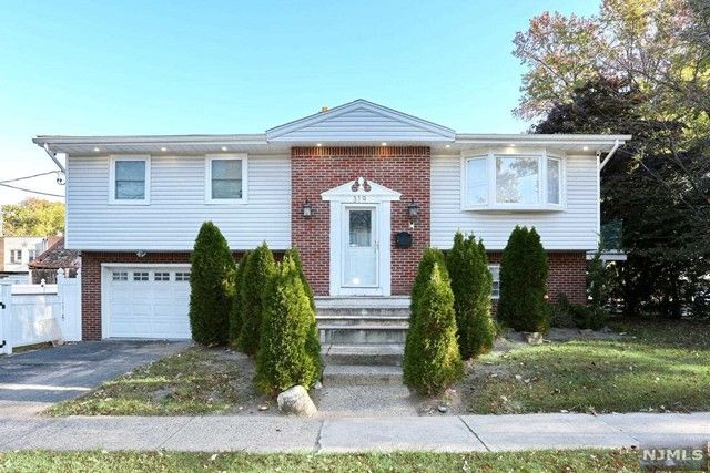 $758,000 | 319 Thomson Avenue | Englewood