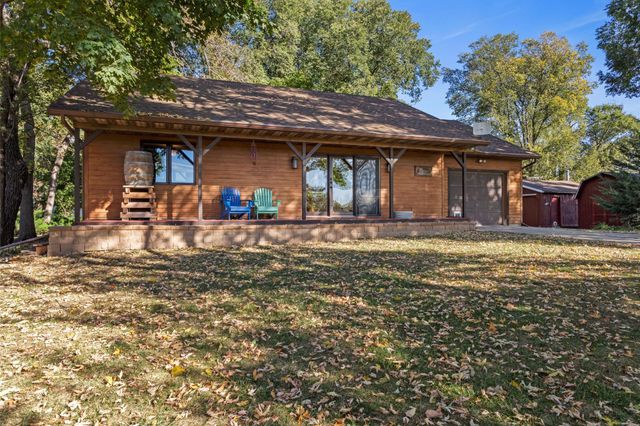 $589,900 | 2851 313th Street West | Waterford Township - Dakota County