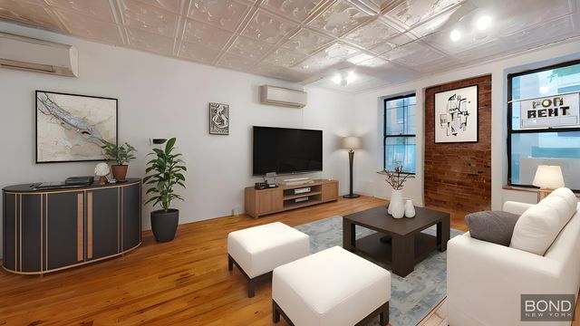 $4,500 | 21 Orchard Street, Unit 2B | Chinatown