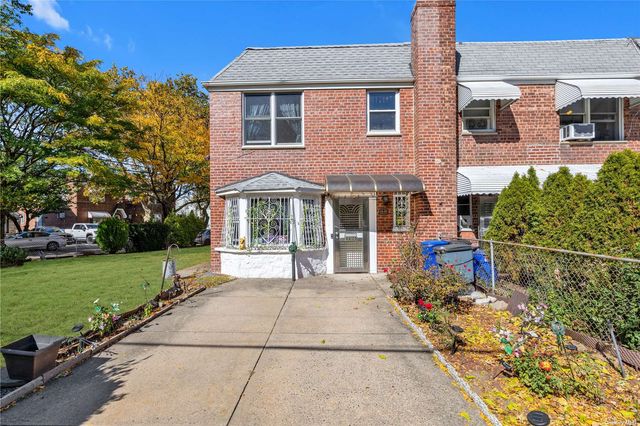 $1,150,000 | 66-05 Garfield Avenue | Maspeth