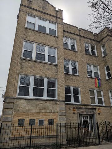 $1,950 | 3247 West Cullom Avenue, Unit 2 | Irving Park