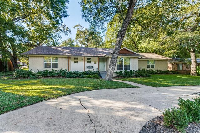 $395,000 | 2832 West Kiest Boulevard | Kiestwood Historical Homeowners Association