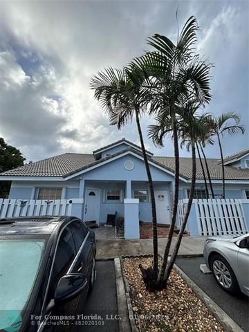 $360,000 | 330 Southeast 2nd Avenue, Unit C2 | Deerfield Beach