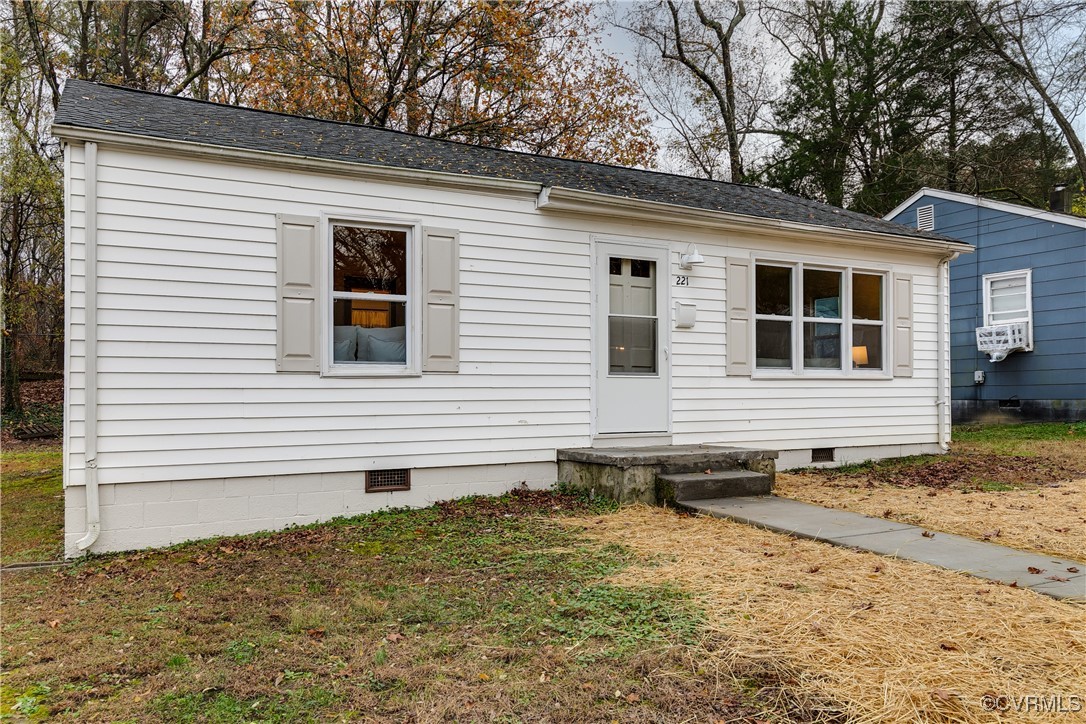 View of front of home