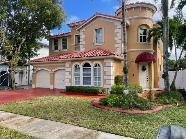 $780,000 | 5281 Southwest 140th Terrace | Vizcaya