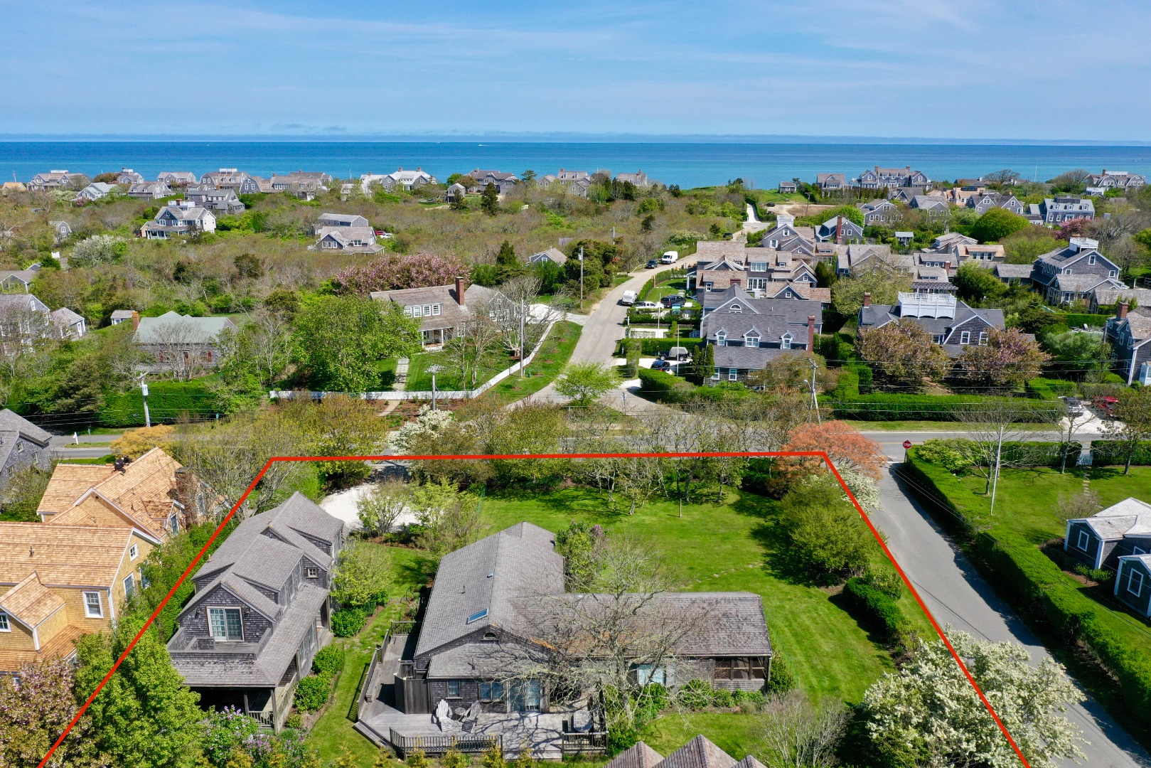 an aerial view of multiple house