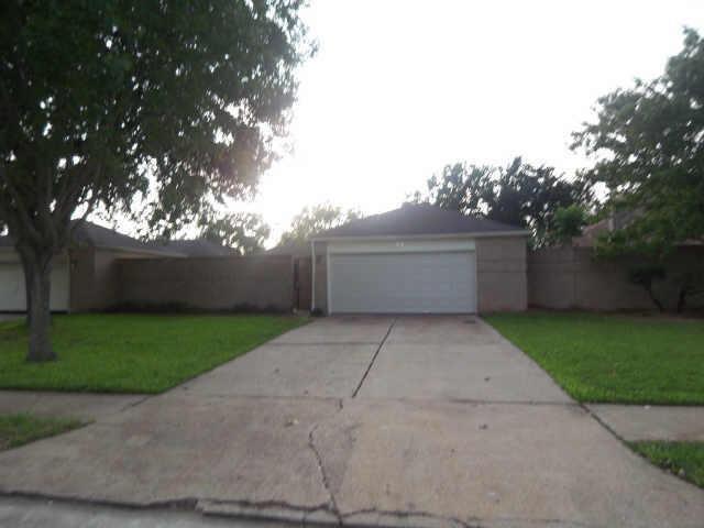 a view of backyard and outdoor space