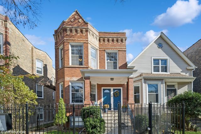 $999,900 | 2439 North Harding Avenue | Logan Square