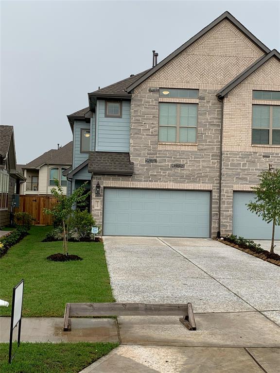 a front view of house with yard