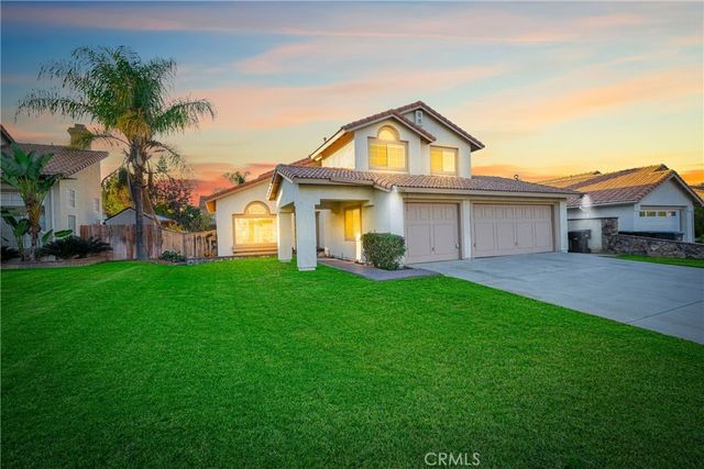 $704,900 | 9253 Sunridge Drive | Orangecrest