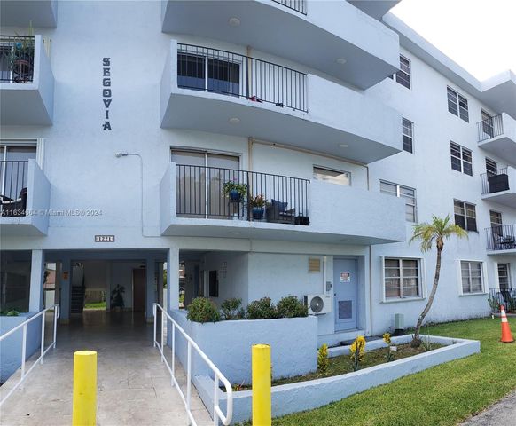 $259,900 | 1221 Southwest 122nd Avenue, Unit 215 | Tamiami