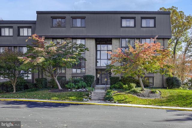 $359,999 | 5180 Maris Avenue, Unit 301 | Seminary Hill