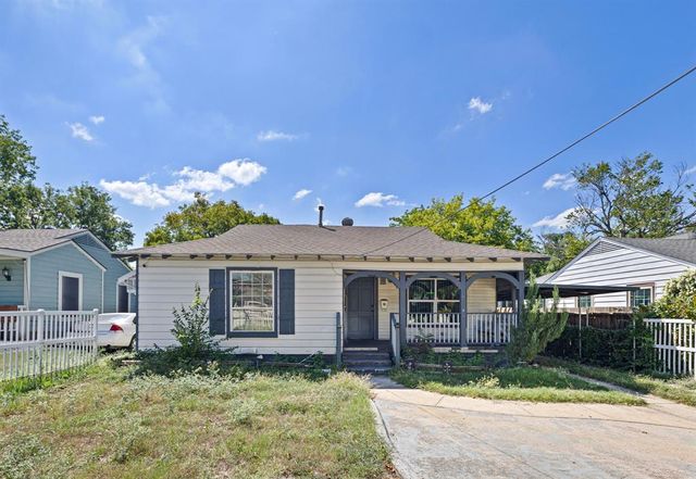 $2,300 | 1618 Lebanon Avenue | North Oak Cliff