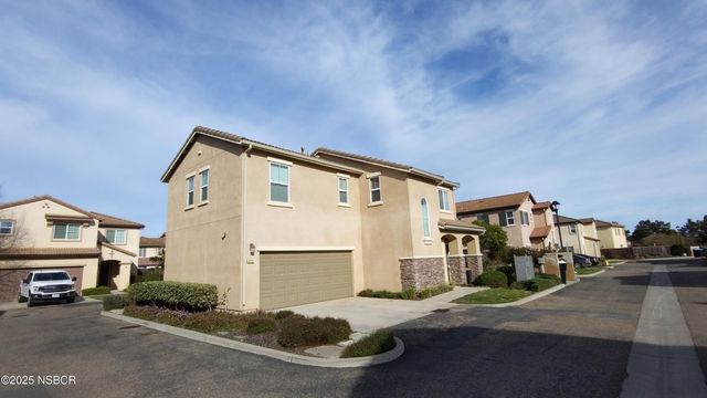 $3,200 | 2225 Meridian Way | Lompoc