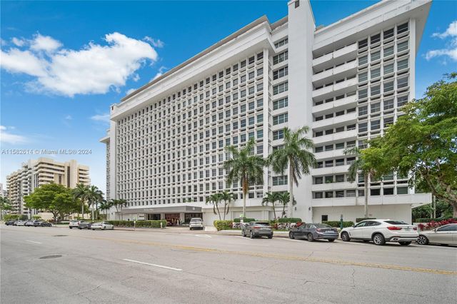 $2,750 | 700 Biltmore Way, Unit 904 | Central Gables