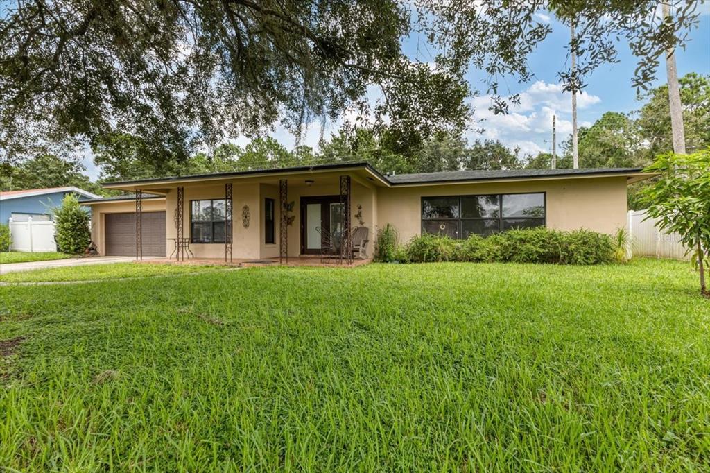 front view of house with a yard