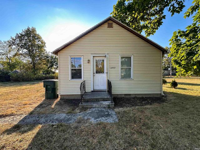 $69,500 | 2009 North Janney Avenue | Belmont